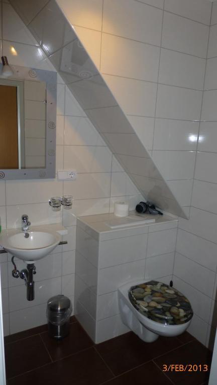 Hotel Ruestersieler Hof Wilhelmshaven Bilik gambar